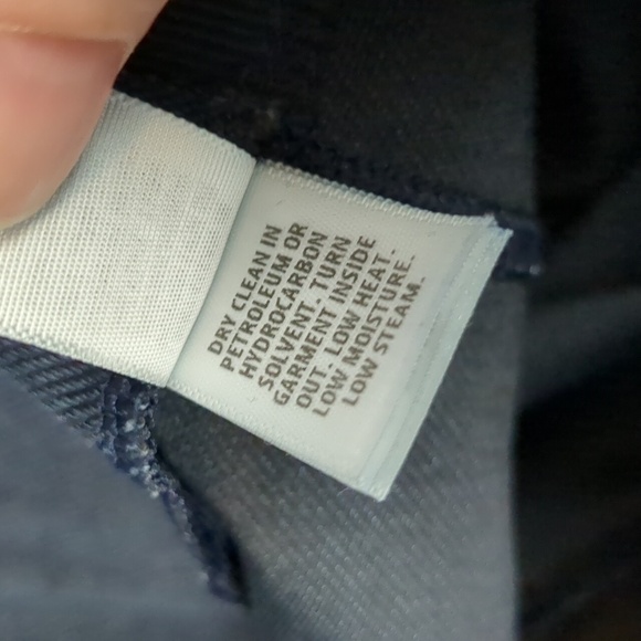 St. John maternity blue pants with ankle zippers size large - Picture 6 of 6